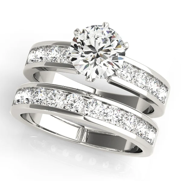 Single Row Channel Set Engagement Ring - Image 3