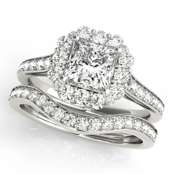 ENGAGEMENT RINGS HALO SQUARE & CUS - Image 3