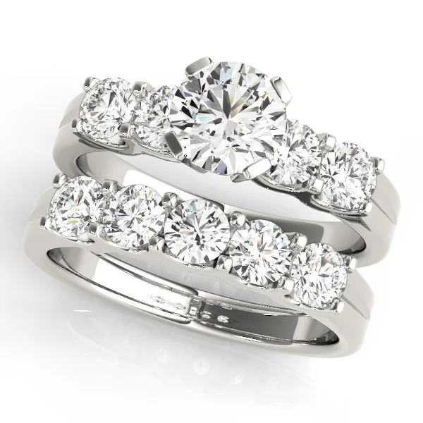 Single Row U-Prong Engagement Ring - Image 3