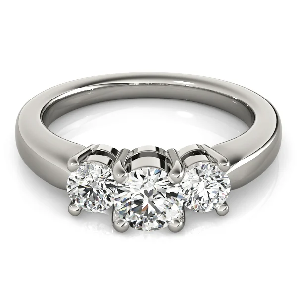 3-Stone Round Engagement Ring - Image 3