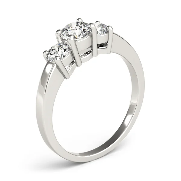 ENGAGEMENT RINGS 3 STONE ROUND - Image 4