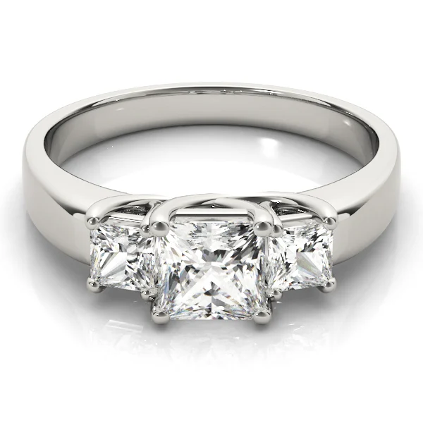ENGAGEMENT RINGS 3 STONE PRINCESS - Image 3
