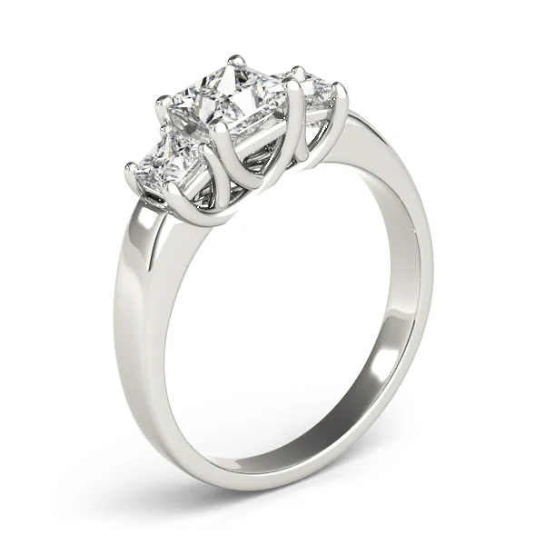 ENGAGEMENT RINGS 3 STONE PRINCESS - Image 4