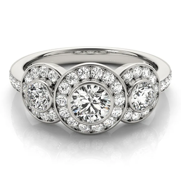 ENGAGEMENT RINGS 3 STONE ROUND - Image 3