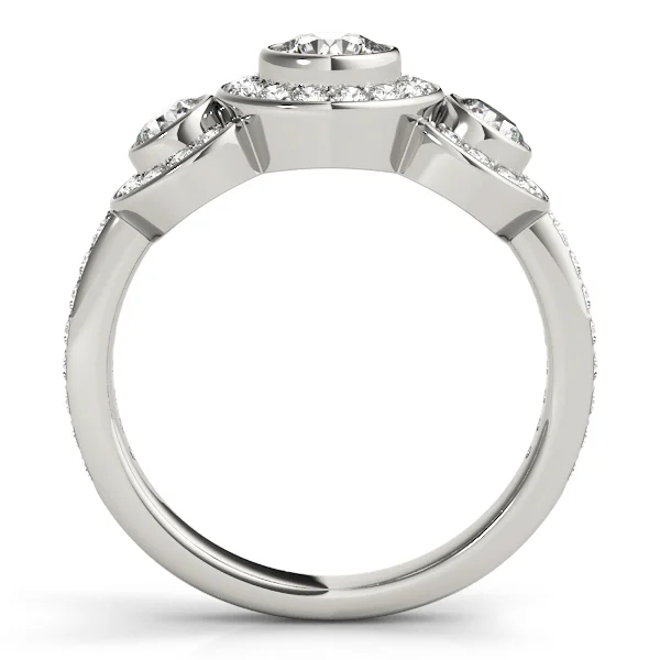 ENGAGEMENT RINGS 3 STONE ROUND - Image 2