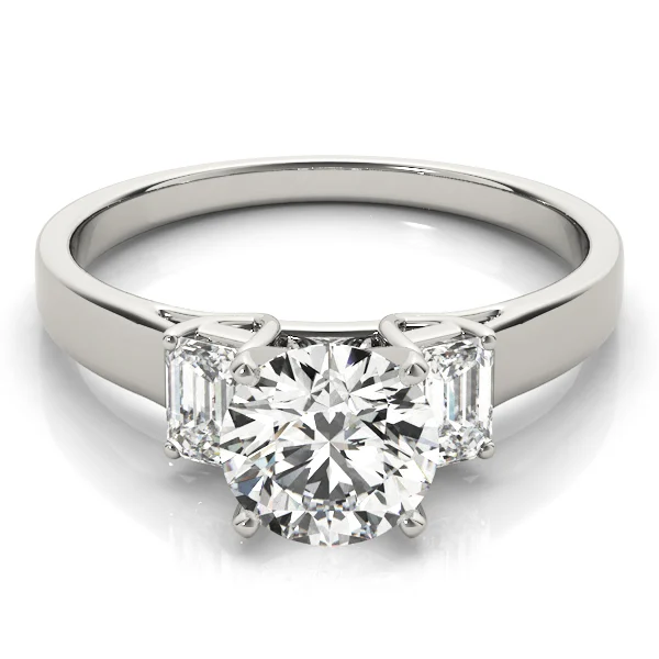 3-Stone Round & Emerald Engagement Ring - Image 3