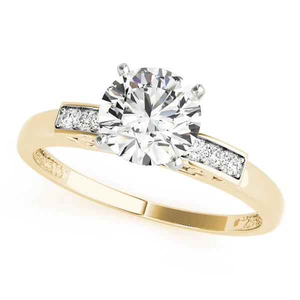 Single Row Peg Head Engagement Ring - Image 4