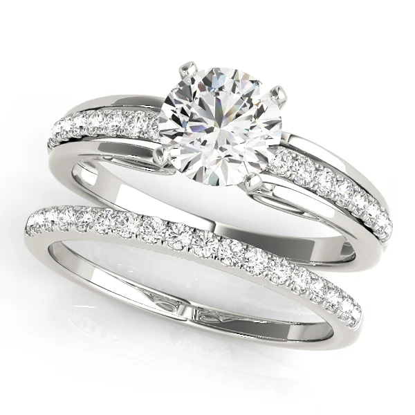 Single Row Prong Set Engagement Ring - Image 3