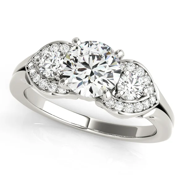 ENGAGEMENT RINGS 3 STONE ROUND