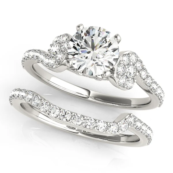 Single Row Prong Set Engagement Ring - Image 3