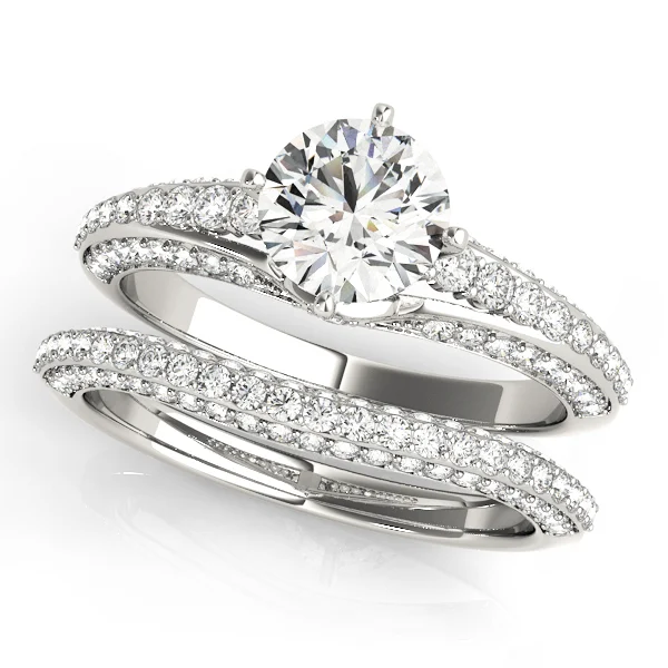 Multirow Pavé Engagement Ring - Image 3