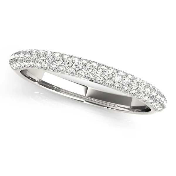 Pavé Set Wedding Band