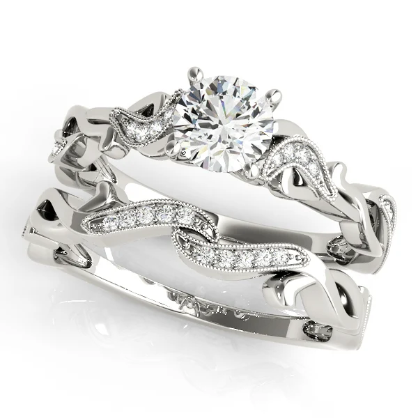 ENGAGEMENT RING WITH TWISTED SHANK - Image 3