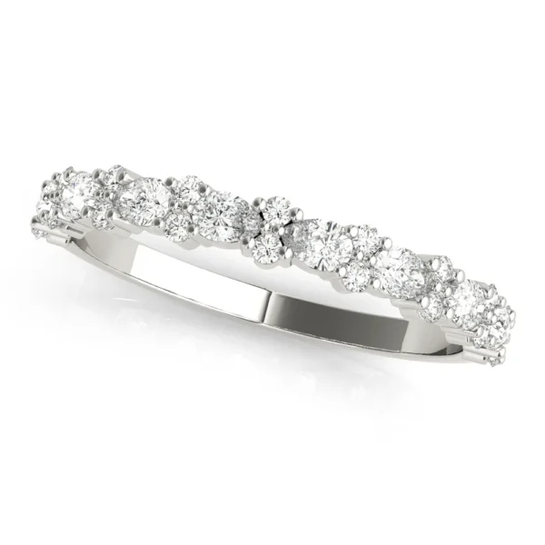 Alternating Pear & Cluster Round Band