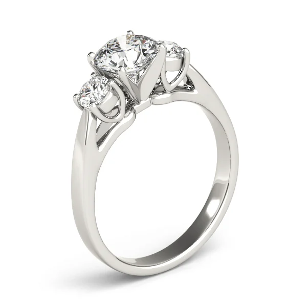 ENGAGEMENT RINGS 3 STONE ROUND - Image 4