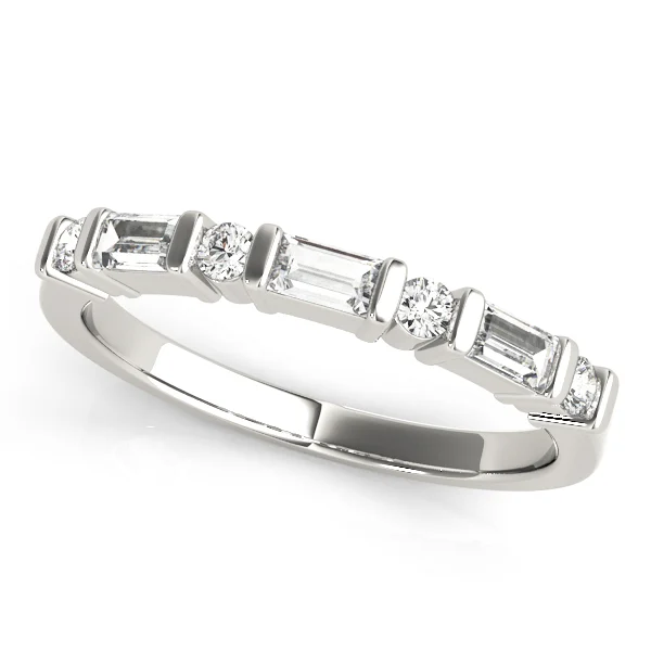 Alternating Round & Baguette Wedding Band