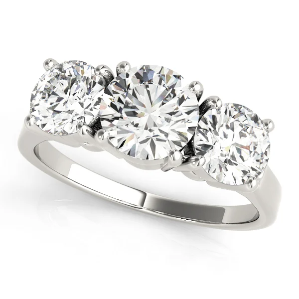 3-Stone Round Engagement Ring