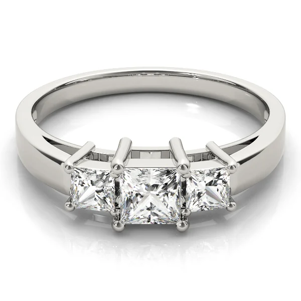 ENGAGEMENT RINGS 3 STONE PRINCESS - Image 3