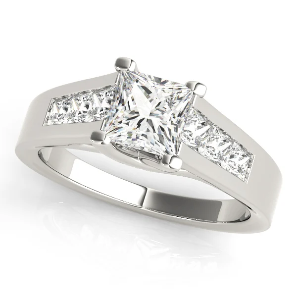 ENGAGEMENT RINGS TRELLIS