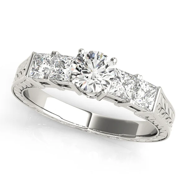 ENGAGEMENT RINGS ANTIQUE