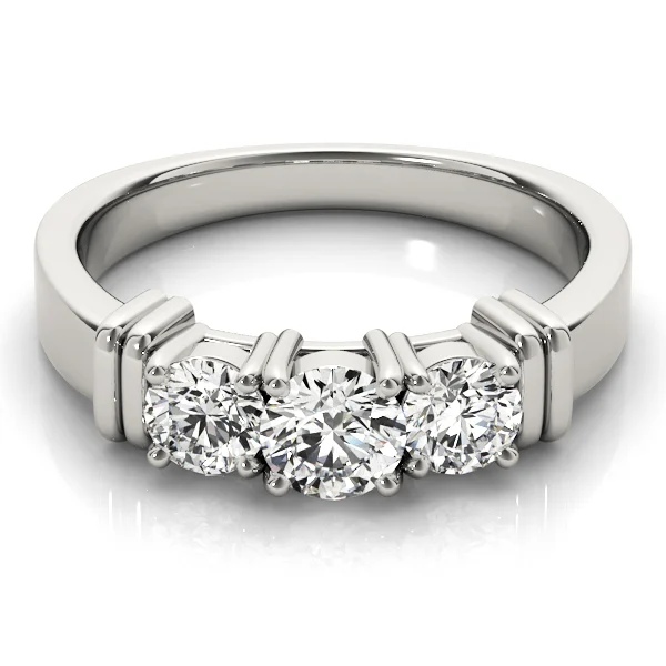 3-Stone Round Engagement Ring - Image 3