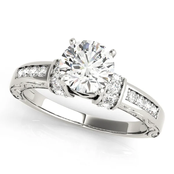 ENGAGEMENT RINGS ANTIQUE