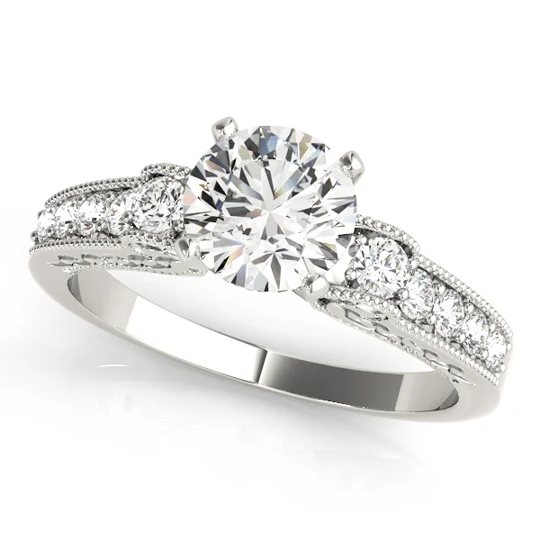ENGAGEMENT RINGS ANTIQUE
