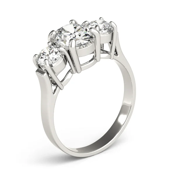 ENGAGEMENT RINGS 3 STONE OVAL - Image 4