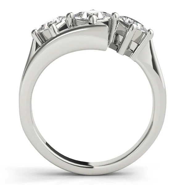 ENGAGEMENT RINGS 3 STONE PRINCESS - Image 2