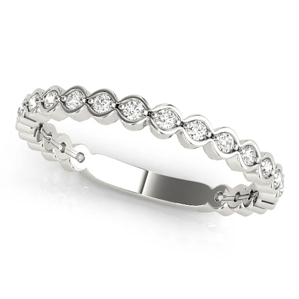 Scalloped Stackable Bezel Set Fashion Band