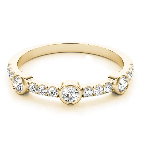 Bezel Set Split Prong Fashion Ring - Image 7
