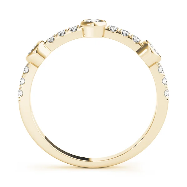 Bezel Set Split Prong Fashion Ring - Image 6