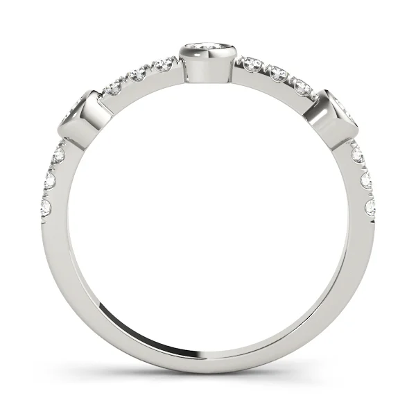 Bezel Set Split Prong Fashion Ring - Image 2